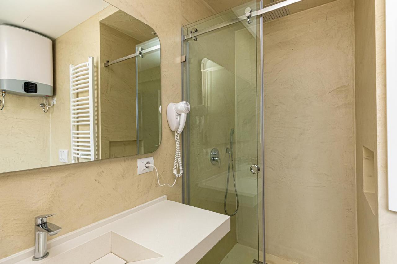 Novus Rooms Vlorë Екстериор снимка