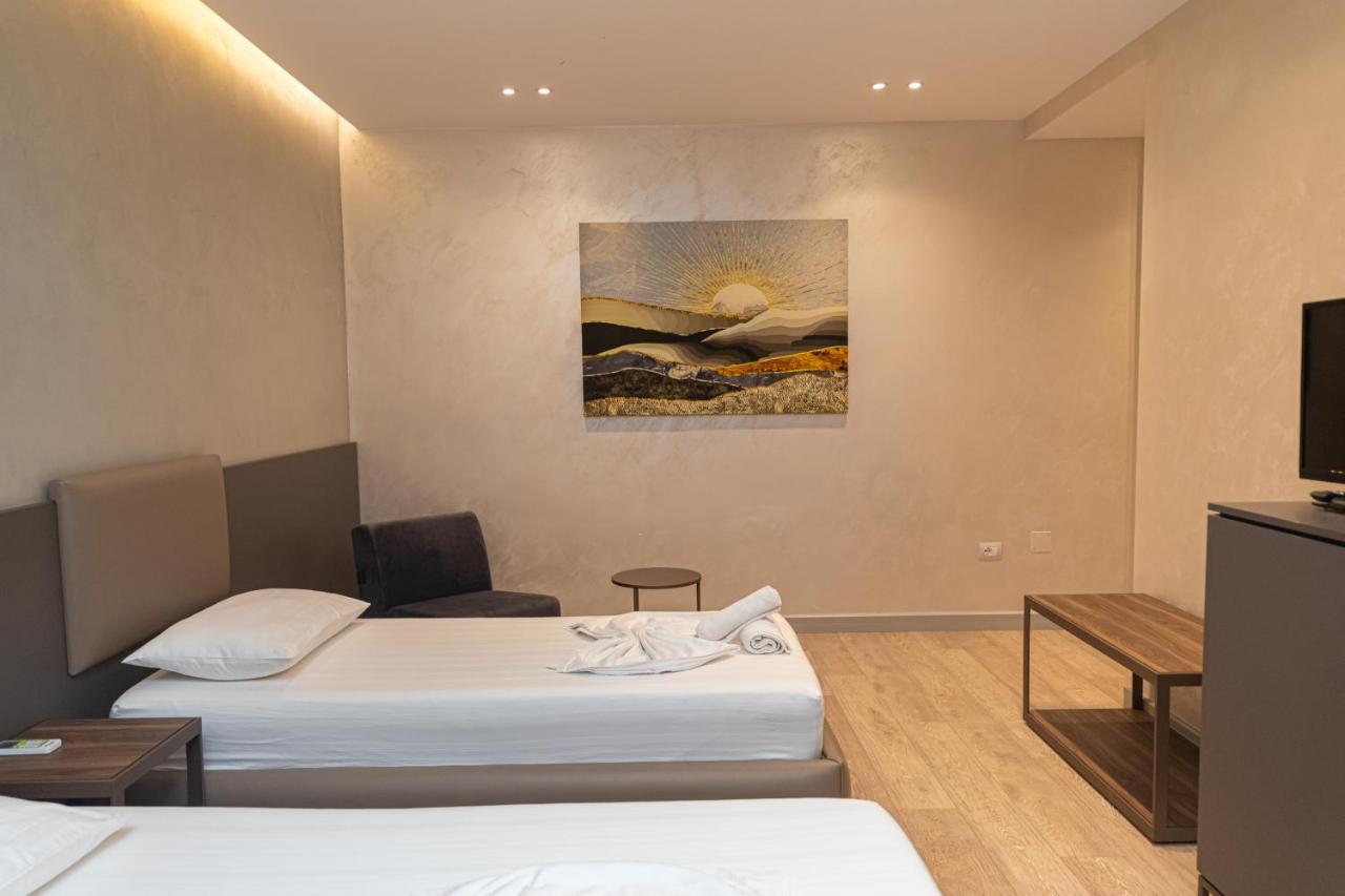 Novus Rooms Vlorë Екстериор снимка